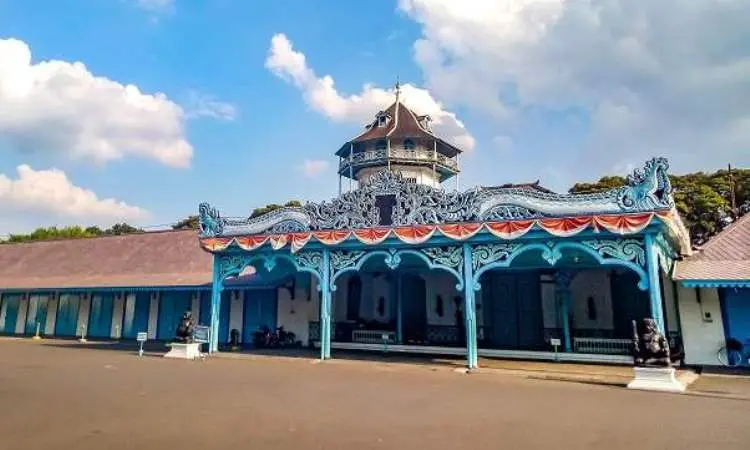 Keraton Surakarta: Warisan Budaya yang Memukau di Jantung Kota Surakarta