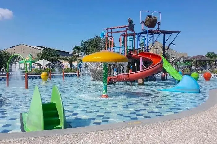 Kraton Waterpark Sidoarjo, Taman Wisata dengan Beragam Wahana Seru